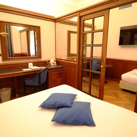 فندق بست ويسترن موديرنو فيردي جنوة