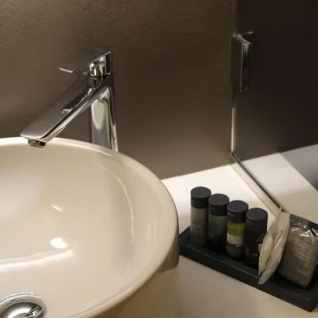 فندق بست ويسترن موديرنو فيردي جنوة