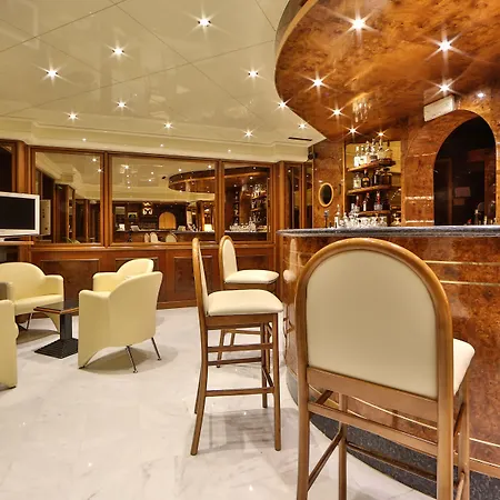 Western Moderno Verdi 4* Genua