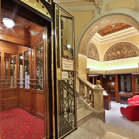 Szálloda Western Moderno Verdi 4*