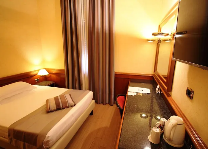 Western Moderno Verdi Hotel 4*