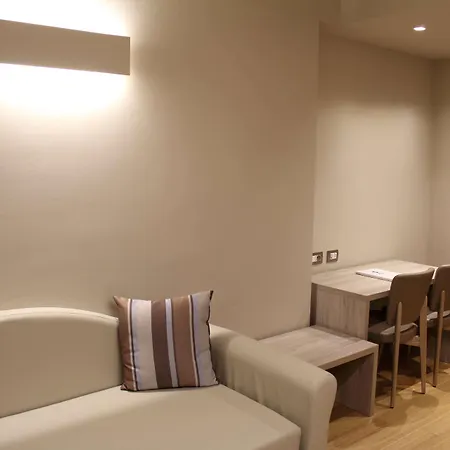 Western Moderno Verdi Hotel