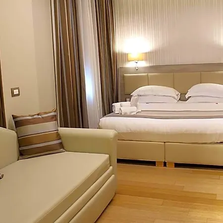 Western Moderno Verdi 4* Genova