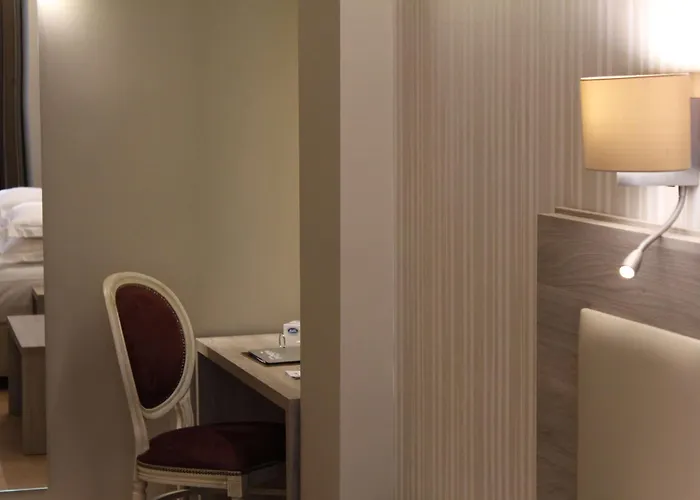 Western Moderno Verdi Hotel