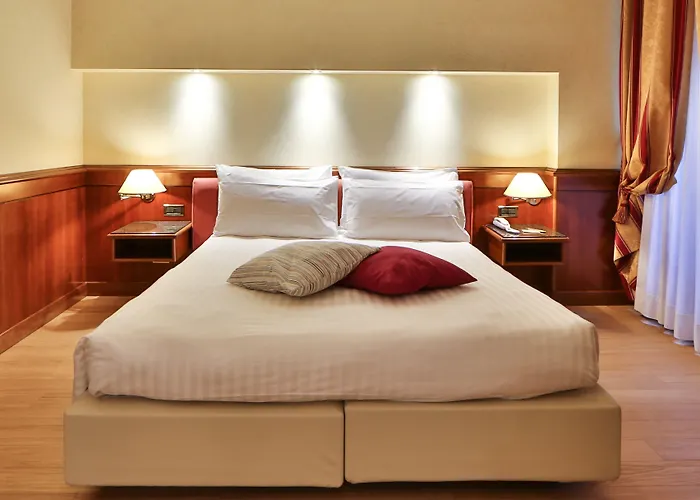 Western Moderno Verdi 4* Genua