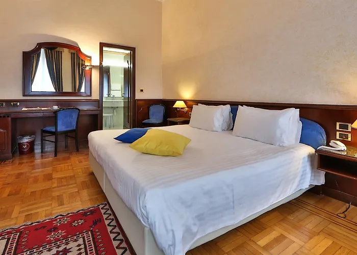 Western Moderno Verdi Hotel 4*