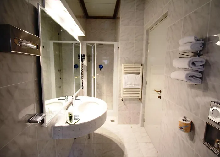 Hotel Western Moderno Verdi 4*