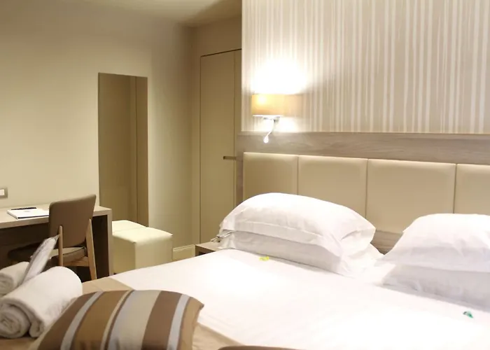 Western Moderno Verdi 4*