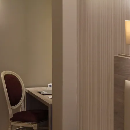 Western Moderno Verdi Hotel