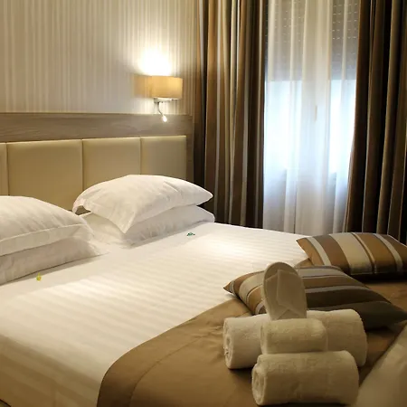 Western Moderno Verdi Hotel 4*
